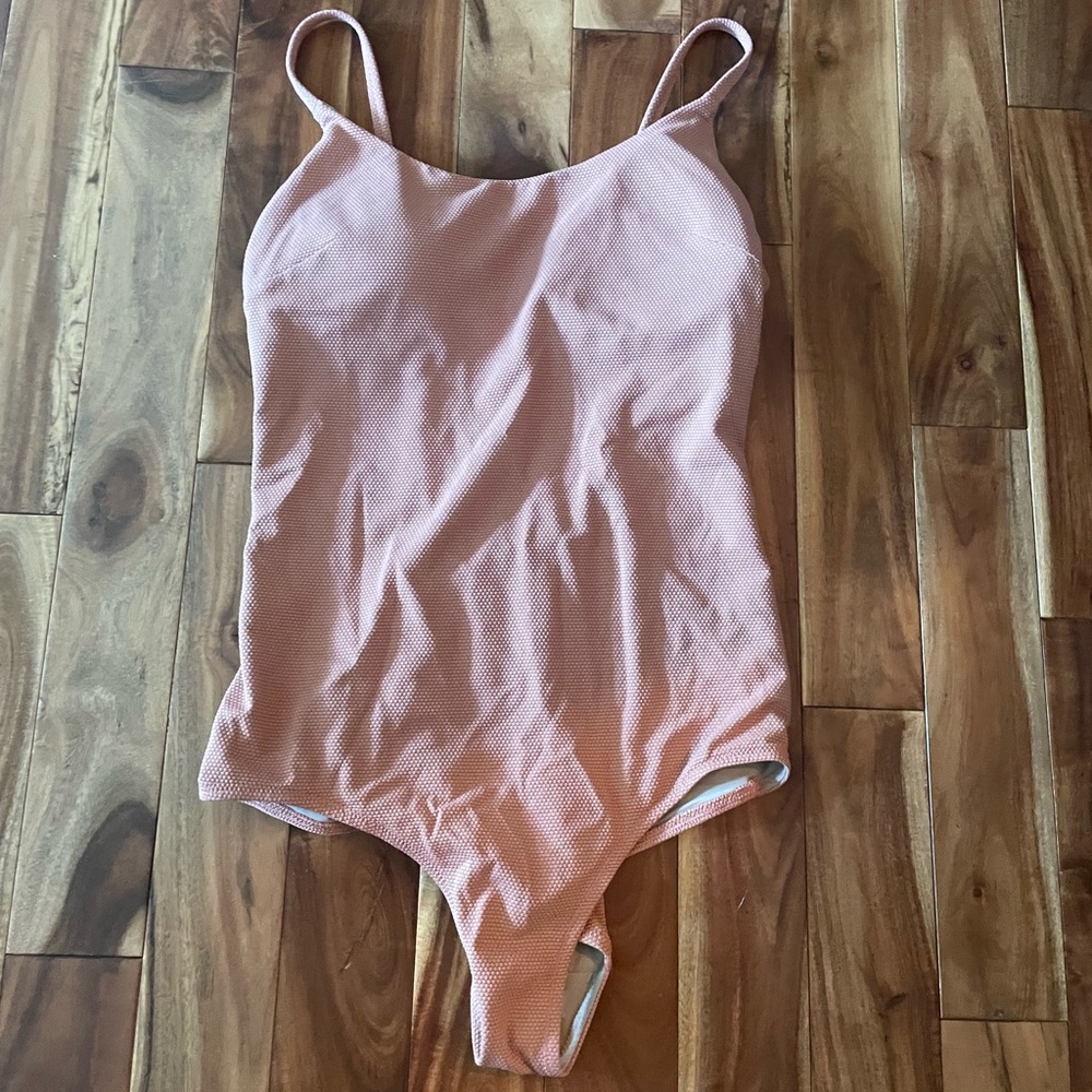 Lululemon Waterside Honeycomb
Swimsuit One Piece